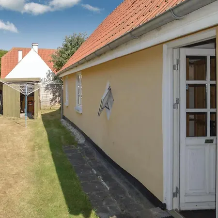 Two-bedroom Holiday In * Strandby